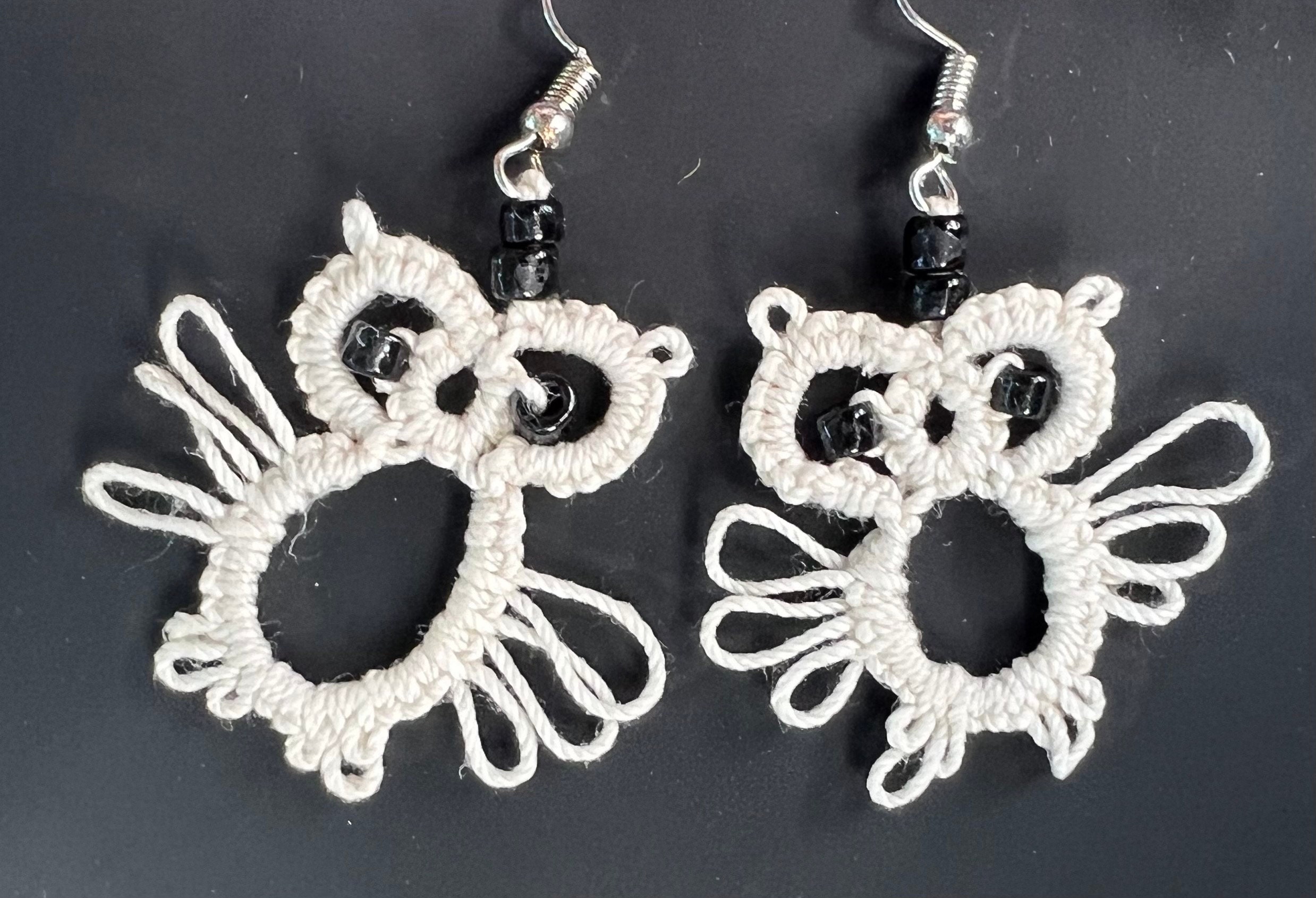 Hand Tatted Owl Earrings - TOE-6097