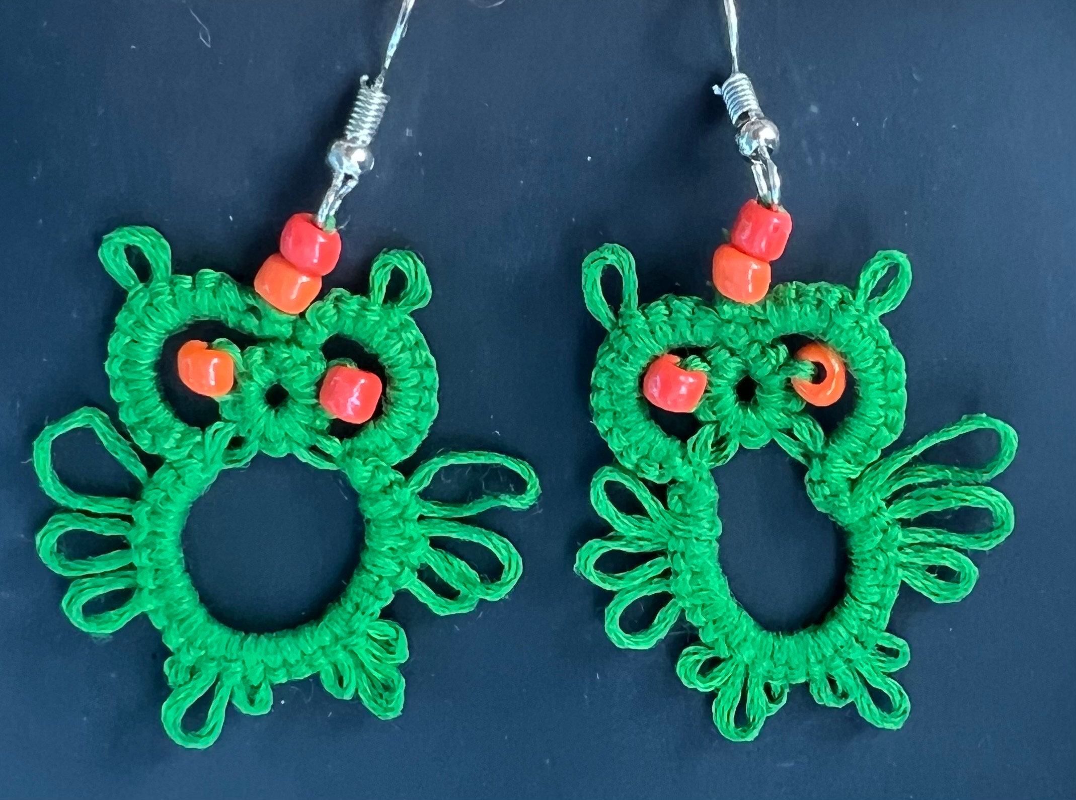 Hand Tatted Owl Earrings - TOE-6151