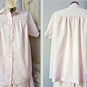 Vintage Lingerie 1960s BARBIZON pink cotton blend pjs /w/ white floral lace trim & scallop detail, 42&quot;bust, stretch 28&quot;-32&quot; waist, PRISTINE!