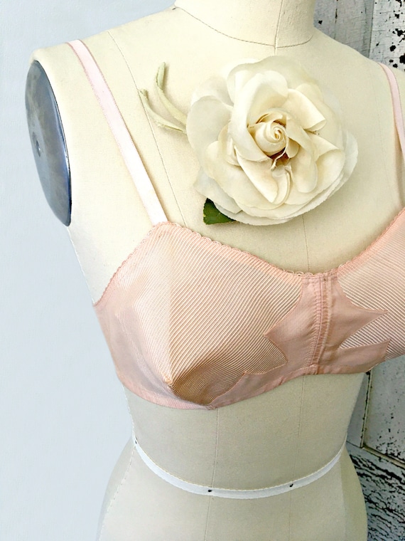 Vintage lingerie 1940s French import NETTY peach … - image 3