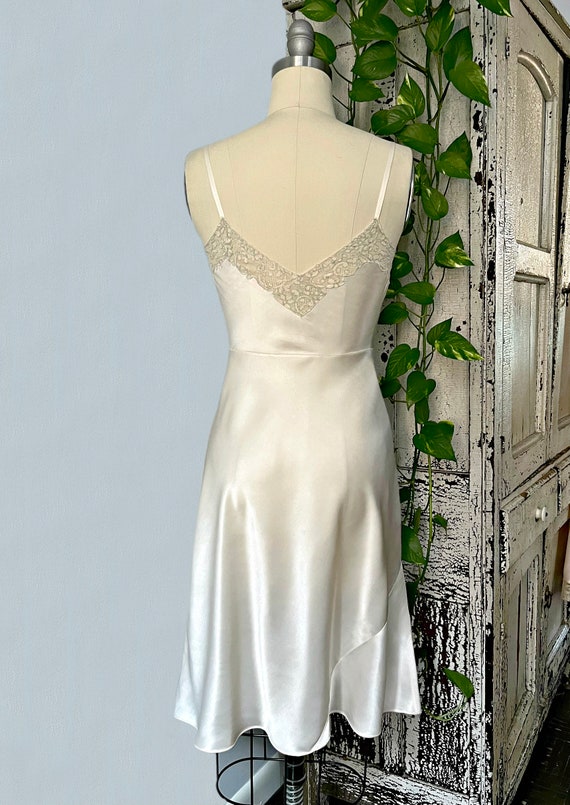 YOLANDE vintage Nightgown slip dress, 1940s white full length ruffled nylon lingerie dress