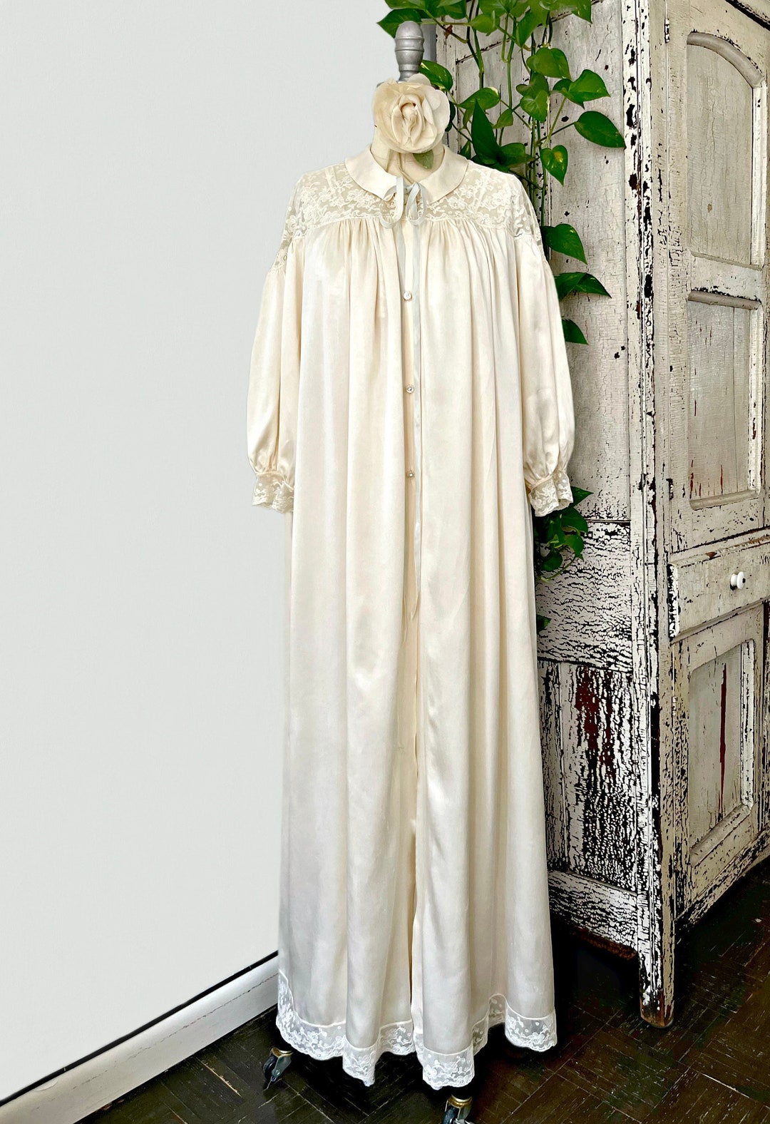 Vintage 1940s Fischer Silk Crepe Robe: Ivory Lace Dressing Gown - Etsy
