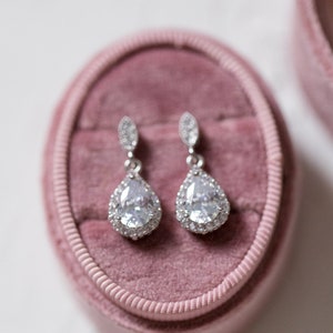 Bridesmaid Earrings, Tear drop bridesmaid earrings, Silver Cubic Zirconia earrings, wedding earring, Sterling Silver earrings