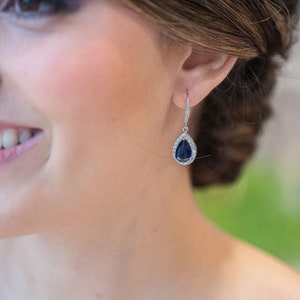 Navy Blue Sapphire Blue Bridesmaid Earrings, Dark Blue Earrings, Bridesmaid Gift, Navy Wedding, Bridesmaid Jewelry, Bridal Jewelry