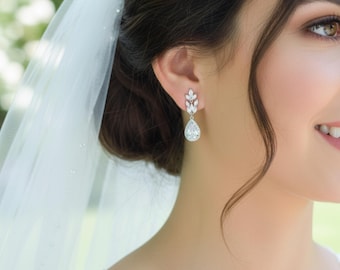 Dangle Bridal Earrings, Wedding Earrings, Crystal Drop Earrings, Cubic Zirconia Bridal Earrings, Silver Bridal Earrings, Dangle Earrings