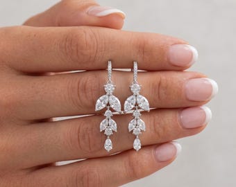 Silver Leaf Drop Earrings, Bridesmaid Earrings, Maid of Honor Gift, Leaf Chandelier Earrings