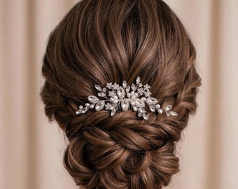 Bridal Hair Comb with Pearls • CZ Crystal Wedding Headpiece • Pearl Bridal Hair Accessory