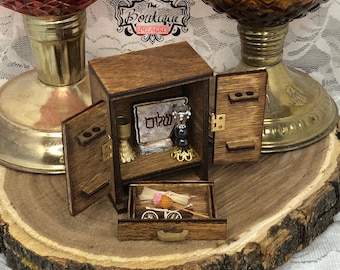 Handmade Miniature Dybbuk Box Replica