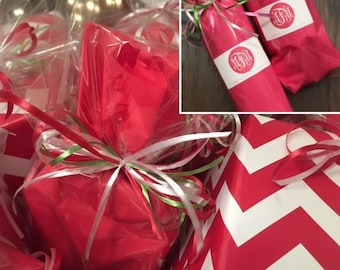 Monogrammed Gift Wrapping For A Single Item - Not Available On Plates Or Platters