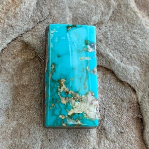 Beautiful Blue Royston Turquoise Rectangular Cabochon R43