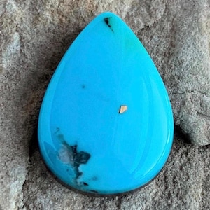 Beautiful Blue Royston Turquoise Teardrop Cabochon #R48
