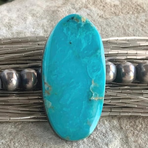 Beautiful Blue Royston Turquoise Oval Cabochon R139