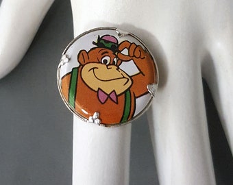 1970's Magilla Gorilla  Hanna Barbera Cartoon Adjustable Ring.  Magilla Gorilla Fore Sale! Bubble Gum Machine. Hong Kong. Whimsical Ring