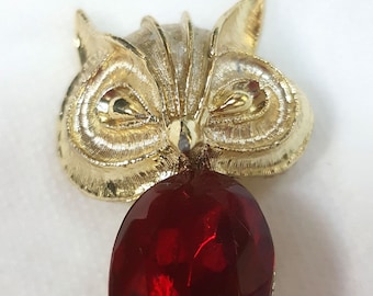 1970's Red Rhinestone OWL Pin