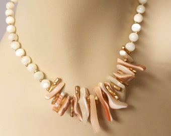1970's Mother of Pearl Bead Shell & Faux Coral Choker Back to Nature Seashore Choker