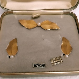 1950s Curtis Creations 12ktgf Cultured Pearl Leaf Pin & Earrings NOS tm Uncas Mfg.