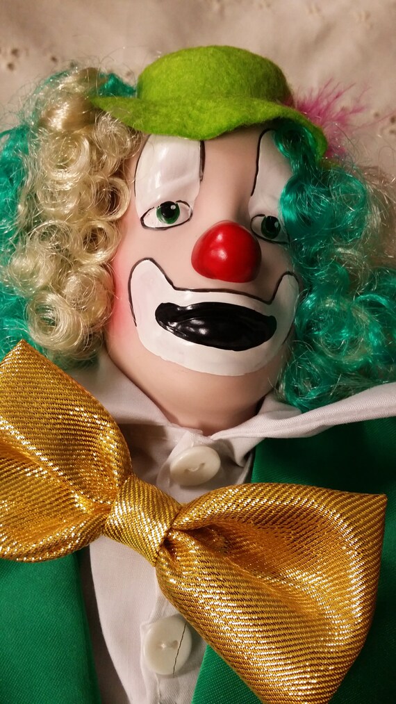 wind up musical porcelain clown doll