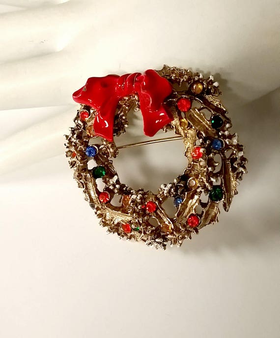1960s Signed ART Rhinestone and Red Enamel Bow Ch… - image 1