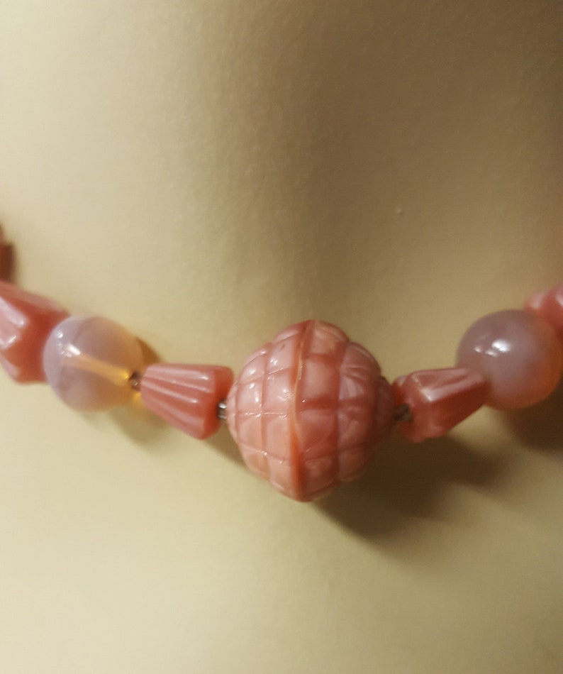 1920/'s Deco Pink Opalescent Molded Glass Bead Choker 14-12 Czech Molded Opal Glass Beads