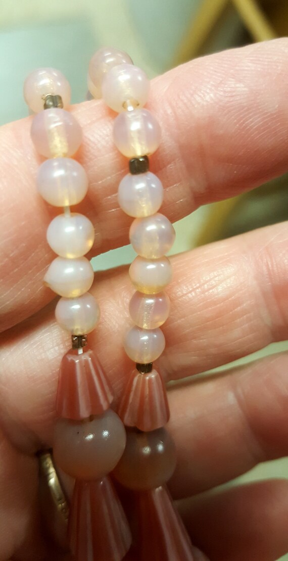 1920's Deco Pink Opalescent Molded Glass Bead Cho… - image 6