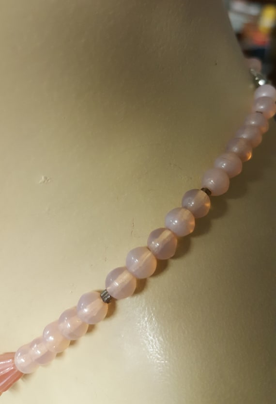 1920's Deco Pink Opalescent Molded Glass Bead Cho… - image 8
