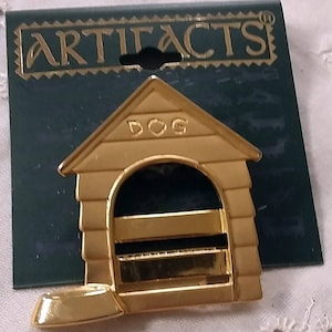 ヴィンテージ JJ Artifacts ドッグハウス ピクチャーピン ゴールドトーン ブローチ 新品カード付 1986年 NOS フォトピン 犬好き