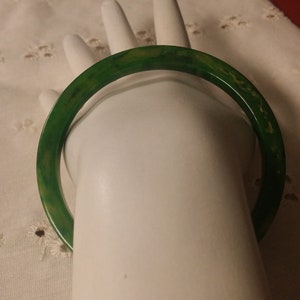 Vintage Bakelite Bangle Bracelet Creamed Spinach Green Yellow Bakelite Spacer Bracelet