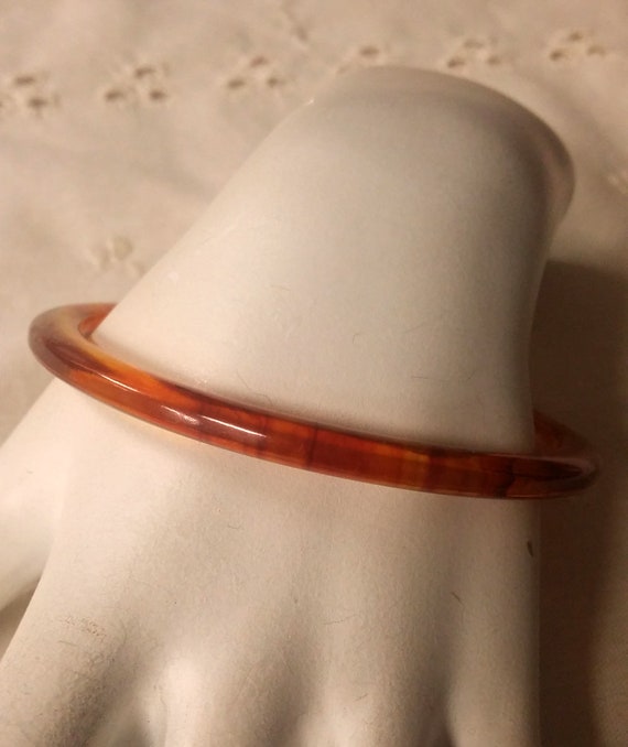 Vintage Bakelite Apple Juice Swirl Bangle Spacer … - image 2