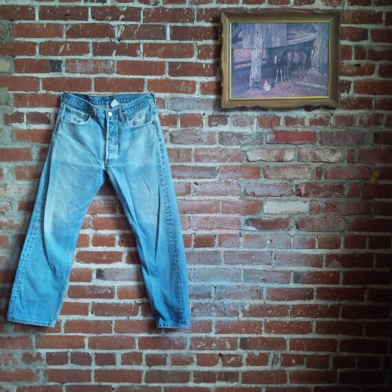 levi shorts sale womens