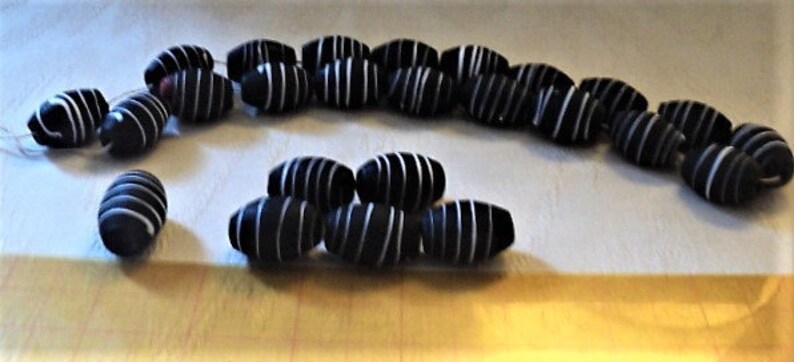Gypsy Vintage Beads Matt Finish BEADS White Circular Accents Boho Red Clay Beads Black Glaze Made in India ETHNIC BEADS