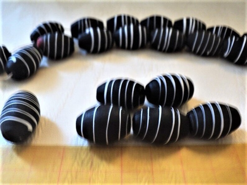 Gypsy Vintage Beads Matt Finish BEADS White Circular Accents Boho Red Clay Beads Black Glaze Made in India ETHNIC BEADS