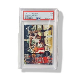 1997 UD Jordan Rare Air #70 Michael Jordan Chicago Bulls HOF PSA 7 Nm