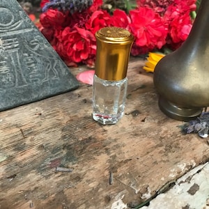Muskah Rose, Rose Musk Middle Eastern Perfume Oil Amazing scent: Concentrated
