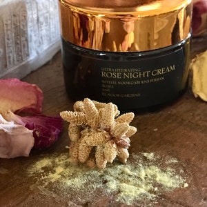 Ultra Hydrating Rose Night Cream: Natural Beauty, Old Recipe