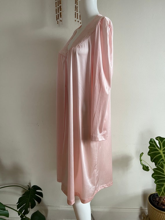 SALE! 1970’s Pink Vanity Fair Nightgown - image 3