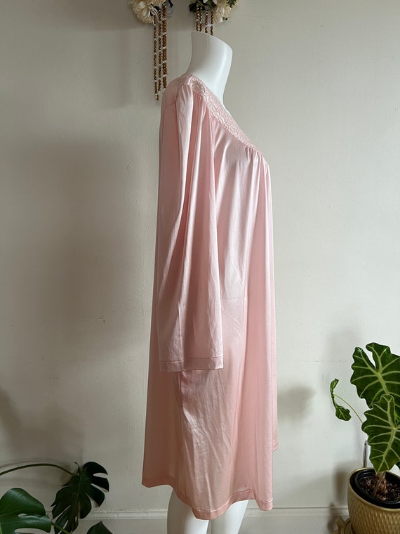 SALE! 1970’s Pink Vanity Fair Nightgown - image 5