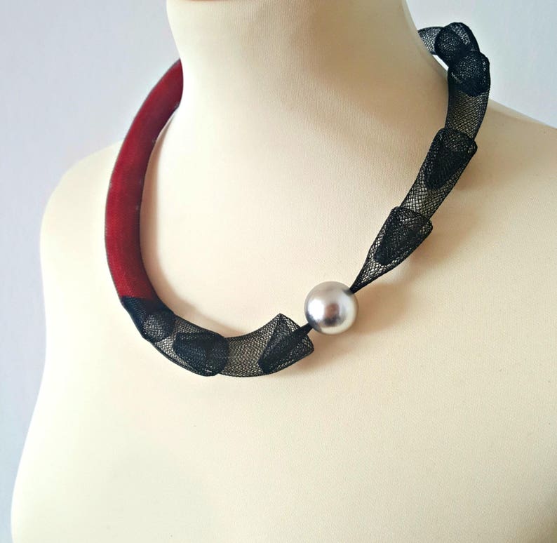 Trendy Statement Hoop Design Necklace