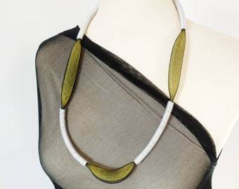 Statement necklace Unusual necklace Modern necklace Contemporary jewelry Avant-garde necklace Mesh black-yellow necklace