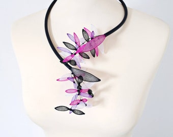 Statement necklace Mesh necklace Purple necklace Bib necklace Modern necklace Adjustable necklace Avant garde necklace Contemporary jewelry.