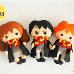 PDF tutorial to make Felt Wizard, Felt witch caracter, Easy sewing felt pattern, Magician ornament, Felt doll pattern, Felt ornament pattern