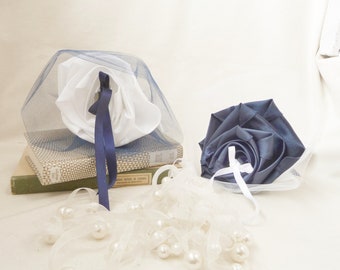 Porte-alliances Duo bleu marine blanc, coussin alliances original, Porte-alliances personnalisable,mariage bleu marine, mariage thème mer