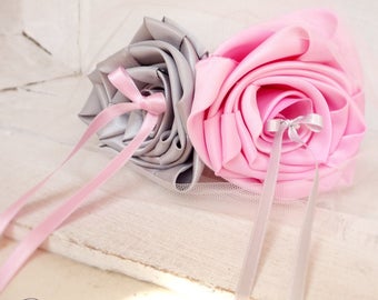 Porte-alliances original fleur mariage rose gris, coussin alliances original,porte-alliances fleur,accessoire mariage romantique chic