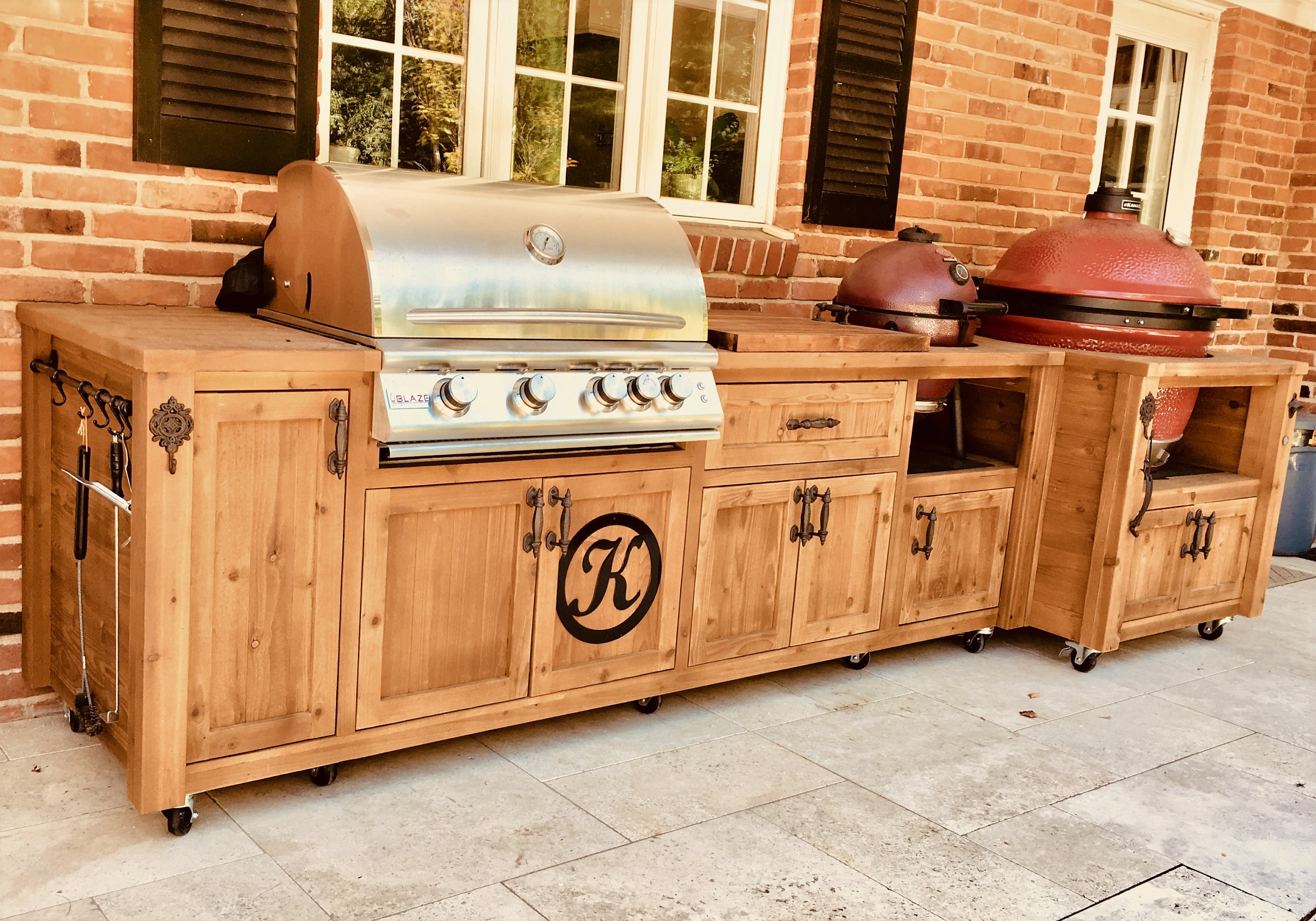 Outdoor Grill Kitchen, Grill Cabinet, Grill Table and Other Outdoor Patio  Furniture 