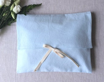 Light Blue Lingerie Bag / Bridal Garment Bag / Pretty Bridesmaid Gift / Cotton Pyjama Case / Something Blue for Bride / Fait Main Pochette