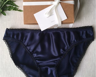 Ex Chainstore size 16 High leg Mini Briefs panties knickers silky soft Navy Blue 