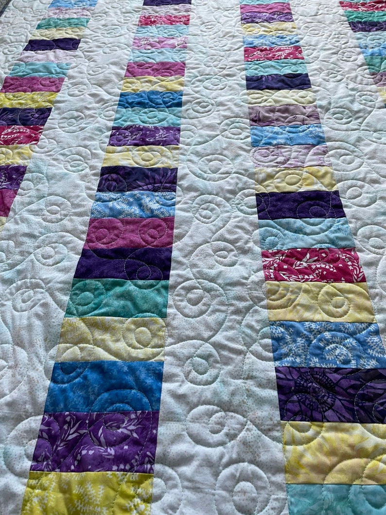 Stacked Coin Quilt Small Lap or baby size, Cotton fabric, handmade quilt for sale, 42 x 57 scrappy patchwork image 10