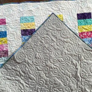 Stacked Coin Quilt Small Lap or baby size, Cotton fabric, handmade quilt for sale, 42 x 57 scrappy patchwork image 9