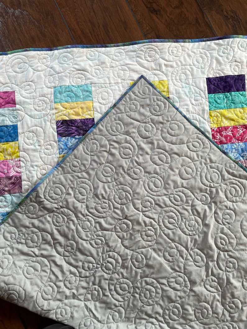 Stacked Coin Quilt Small Lap or baby size, Cotton fabric, handmade quilt for sale, 42 x 57 scrappy patchwork image 9