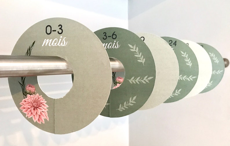 6 closet or wardrobe dividers to separate baby's clothes by sizes flowers and foliage theme image 2