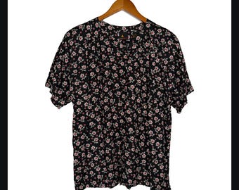 Liz Sport Retro Black Floral Rayon Button Front Blouse Women’s Large Collarless